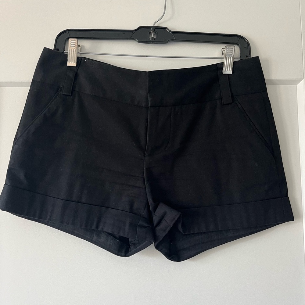 Alice + Olivia Black High-Waist Tailored Cuffed Shorts